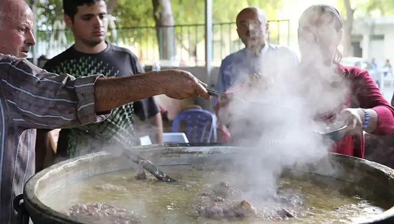 Gadir-i Hum Bayramı: Tarihçesi, Kutlama Gelenekleri ve Mesajların Önemi