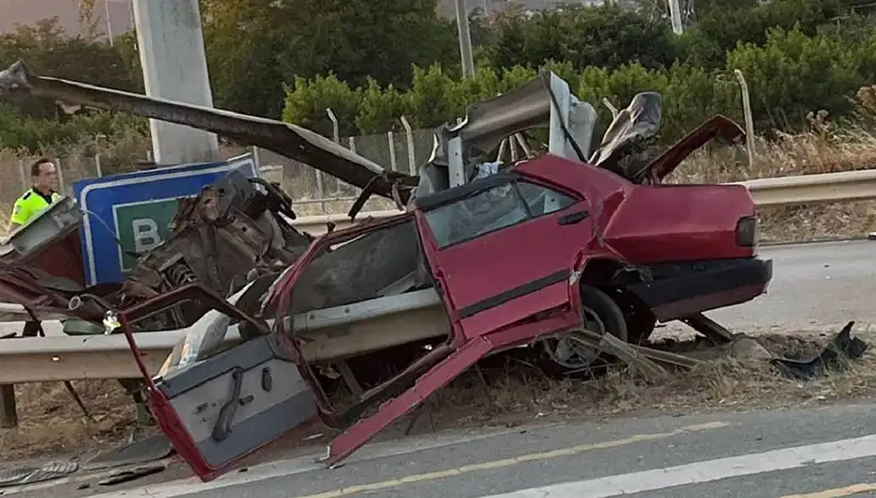 Hurdaya Dönüşen Araçta Hayatını Kaybeden Genç: Trajik Kaza Ayrıntıları