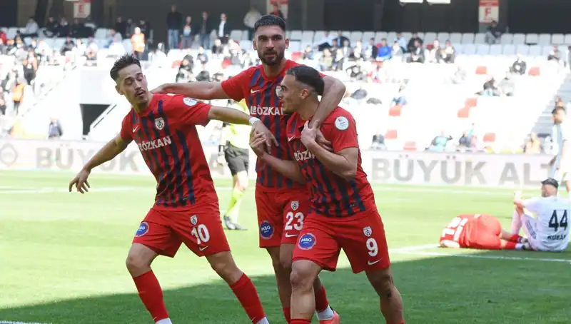 Altınordu’nun Kadrosunda Değişim: Çıkış Arayan Futbolcuların Hikayesi