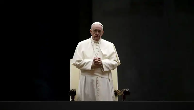 Kapıcılıktan Vatikan'a: Francis'in Hayatındaki Sırlarla Dolu Yolculuk