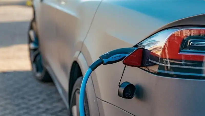 Elektrikli Araç Satışları Düşerken, Tüketici Tercihleri Ne Olacak?