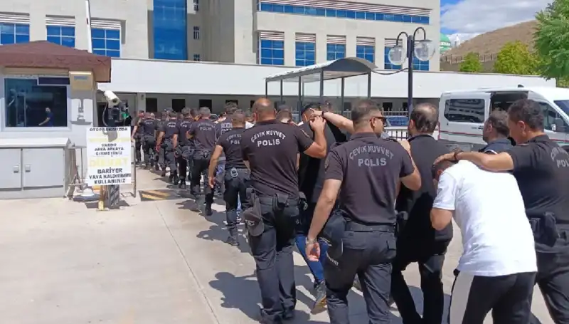 Ankara'da Tehditlerle Haraç Kesmekte Olan Çeteye Büyük Operasyon!
