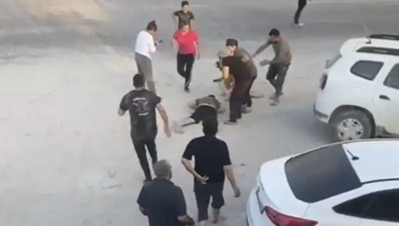 Hatay'da Kanlı Kavga: Müdahale Eden Genç Hayatını Kaybetti
