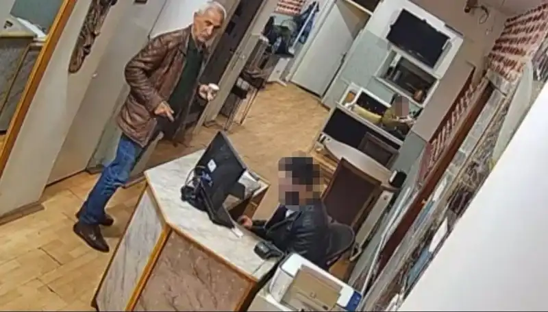Özgür Özel'e Saldıran Selçuk Tengioğlu'nun Şok Etkisi Yaratan Son Görüntüleri Ortaya Çıktı