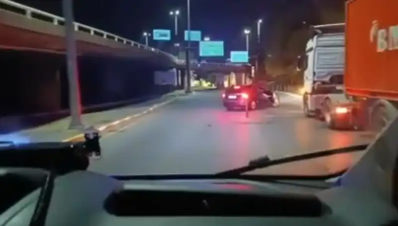 İstanbul'da Kaçakçılık Operasyonu: 36 Milyon TL'lik Ürünler Ele Geçirildi