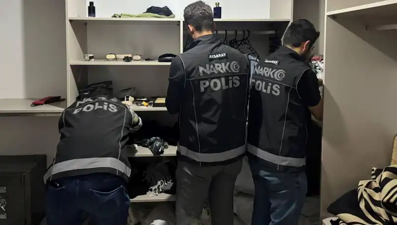 Uyuşturucu Operasyonunda Şok Edici F Serisi Dolar Ele Geçirildi!