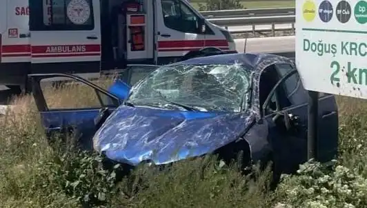 Kontrolden Çıkan Araç Takla Attı, İki Yaralı!