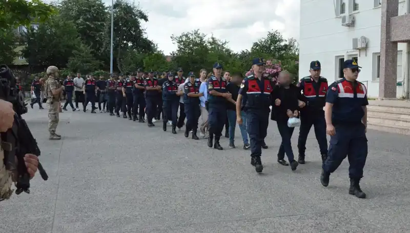 Hacizli Araçlar Yeniden Hayat Buluyor: Tasarım ve Satış Skandalı
