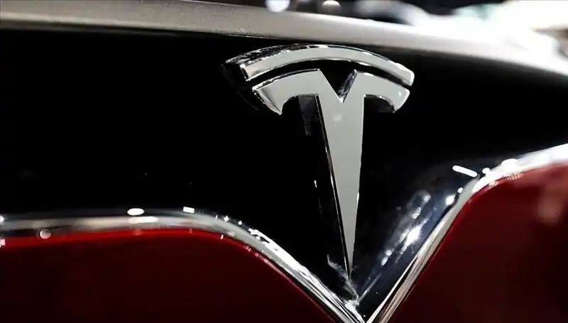 Tesla’da FSD Beklentisi ve Ucuz Model Tartışmaları Sürüyor