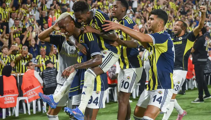 Turizm Sezonuyla Fenerbahçe'nin Gelirleri Patladı, Kasa Doldu!