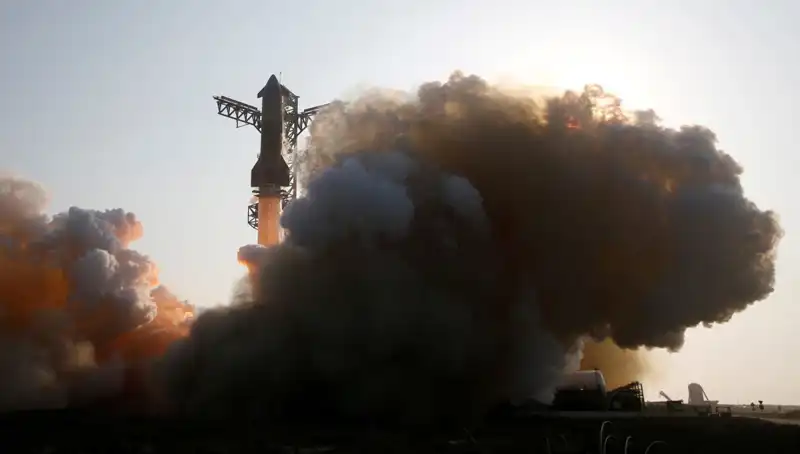 SpaceX'in Starship'i 9. Kez Testten Geçti: Kontrol Kayıp Oldu mu?