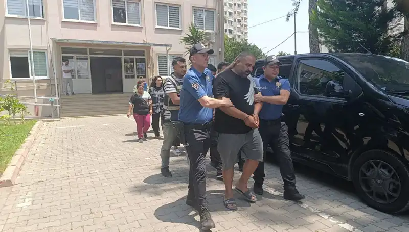 Adana'da Dolandırıcılık Çetesi Çökertildi: 4 Tutuklama Gerçekleşti