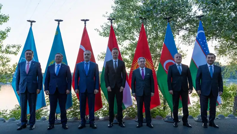 Türkiye Dışişleri Bakanı Fidan, Budapeşte’de Stratejik Zirveye Katıldı