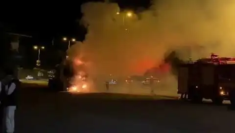 Zonguldak'ta Seyir Halindeki TIR'dan Korkutan Alevler Yükseldi!