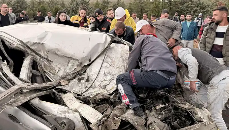 TIR ile Çarpışmanın Ardından: Kazanın Şok Edici Sonuçları!