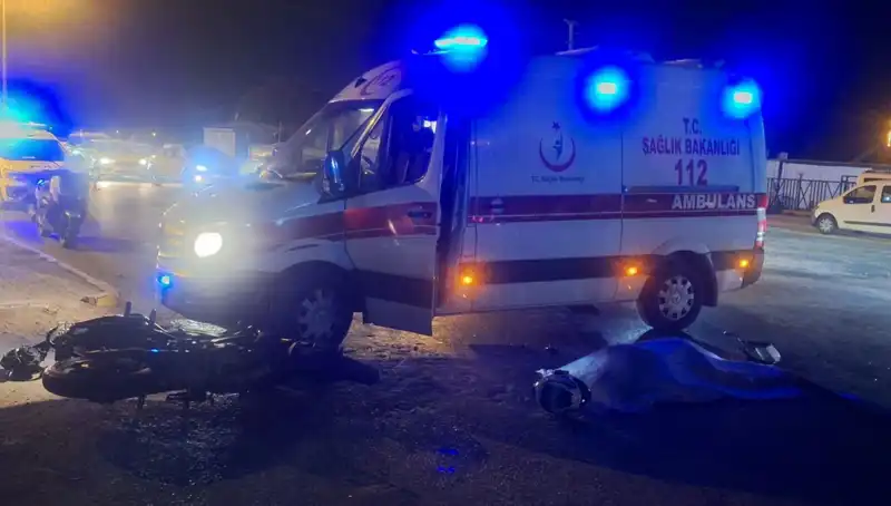 Antalya'da Motosiklet Kazası: 25 Yaşındaki Serhat'ın Hayatı Kayıplara Karıştı